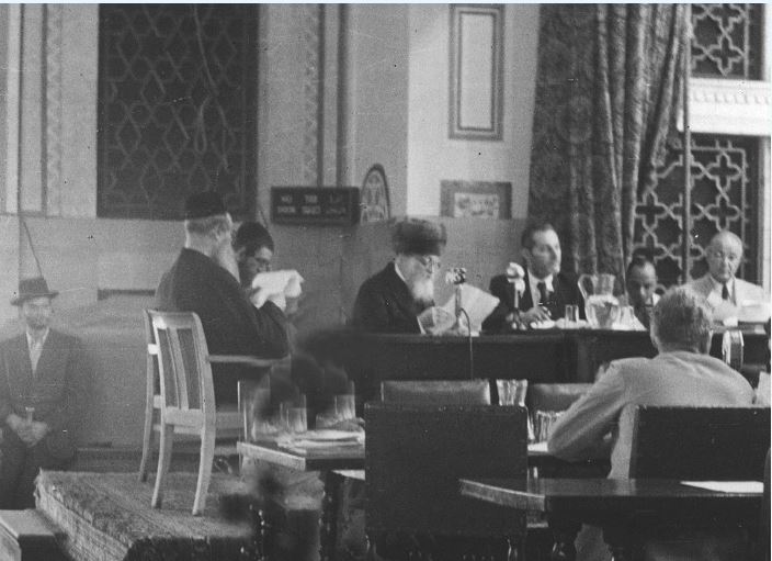 Rabbi Yosef Tzvi Dushinsky testifying before the UN committee